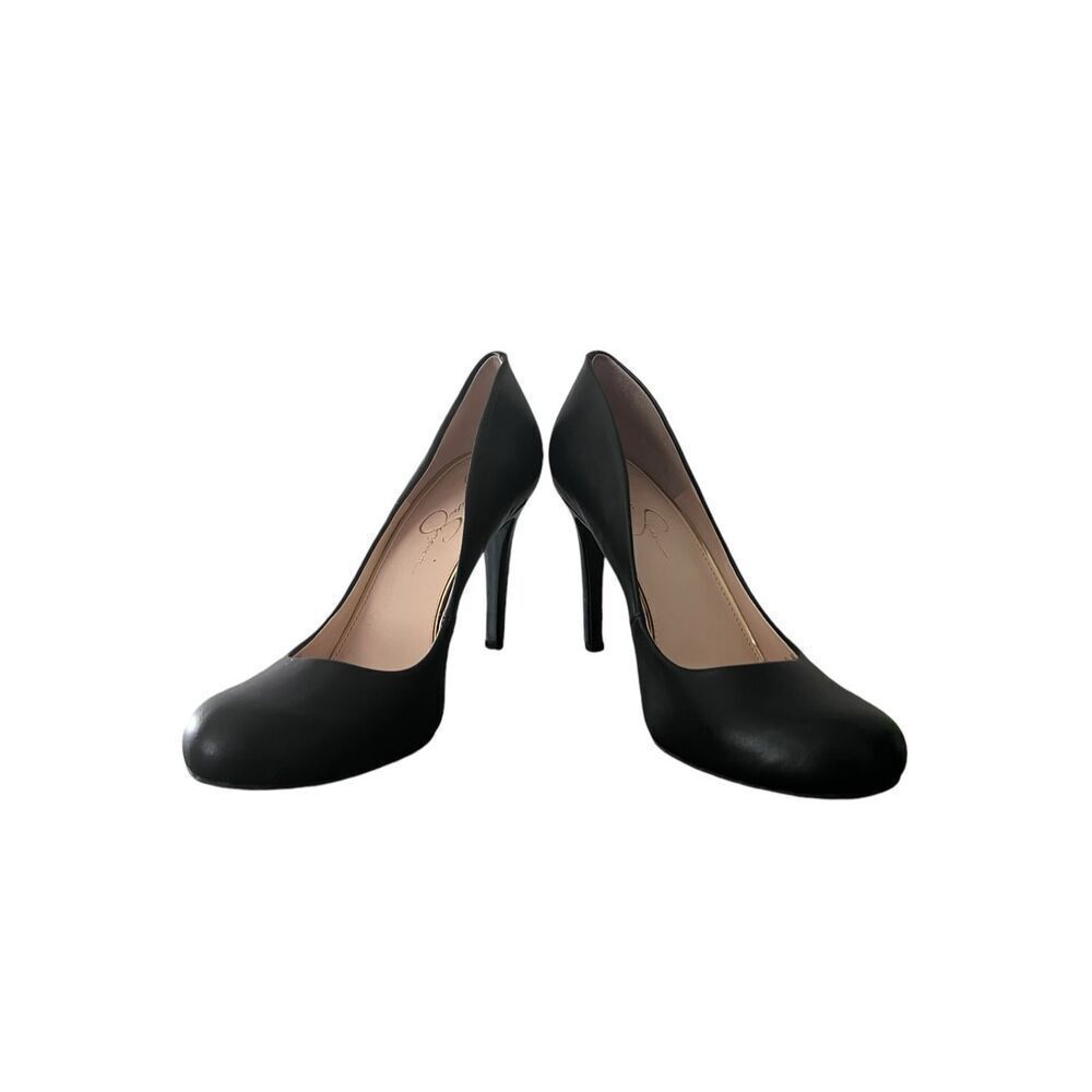Jessica Simpson black heeled pumps size 9M